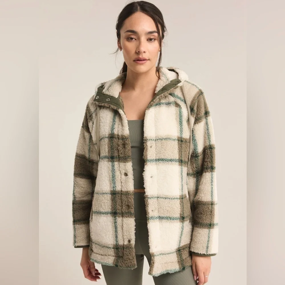 Z Supply cross country Plaid Sherpa Jacket - Cream and Green